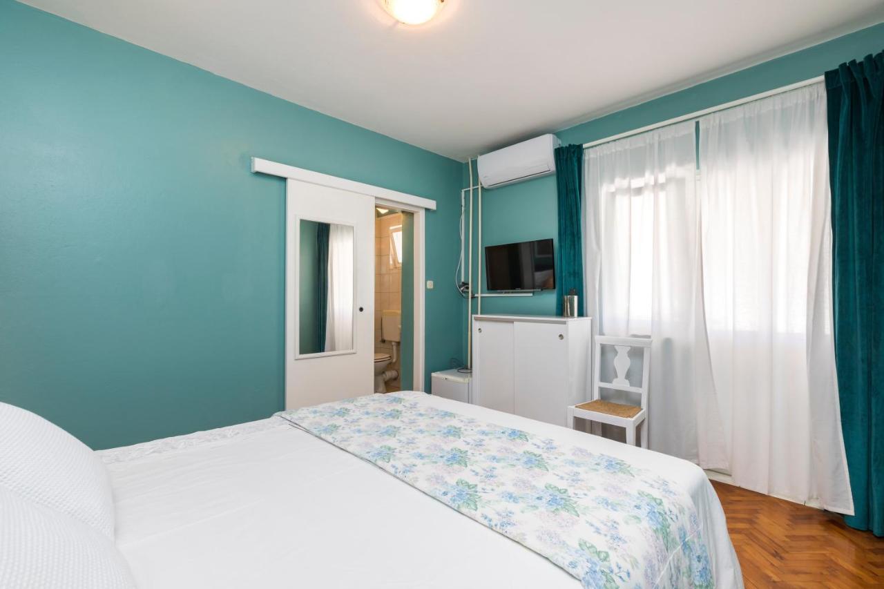 Alaburic Rooms & Apartment Mali Lošinj Extérieur photo