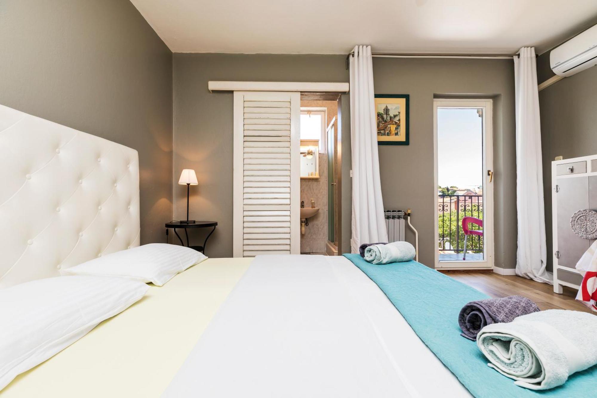 Alaburic Rooms & Apartment Mali Lošinj Extérieur photo