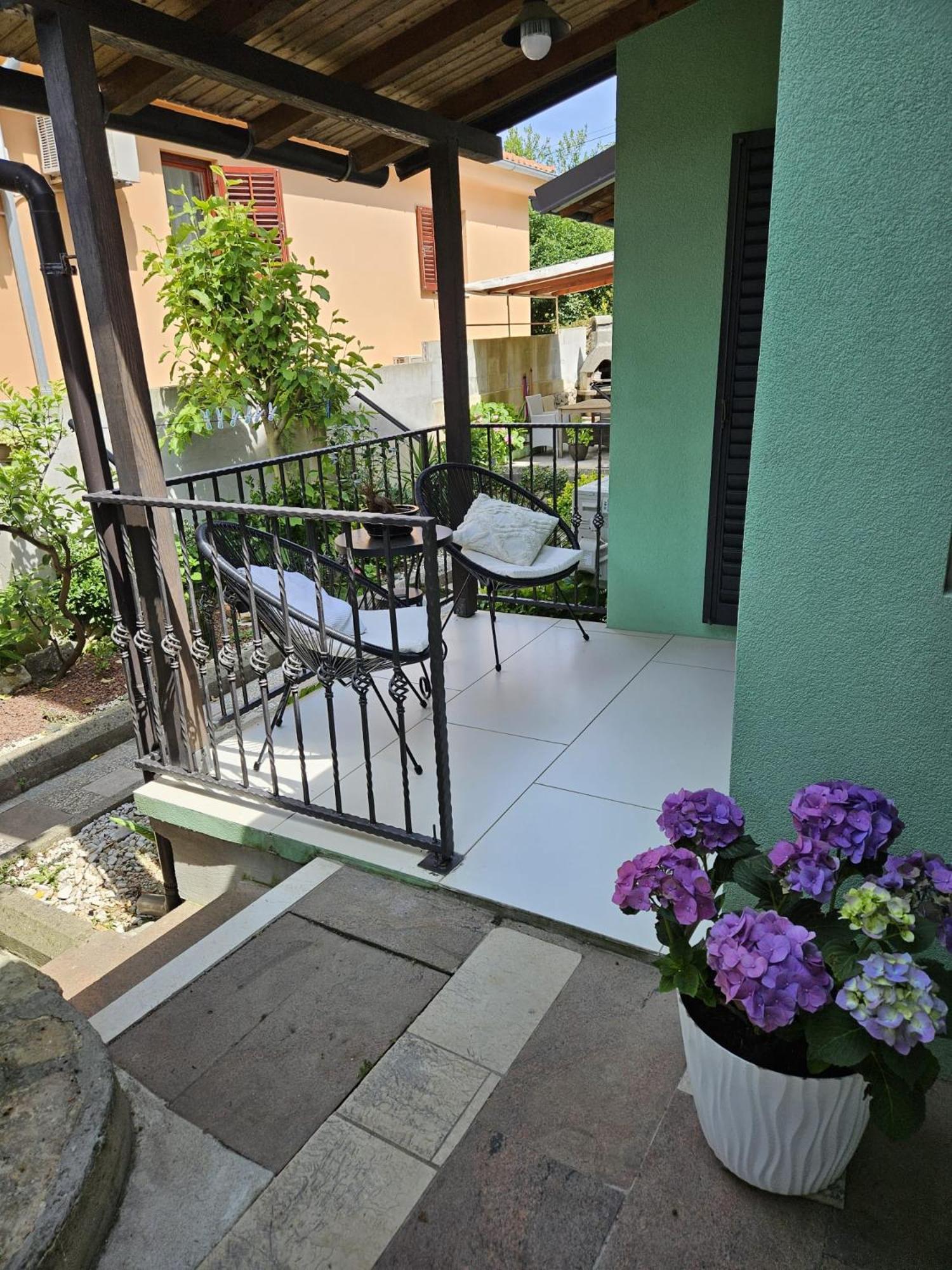 Alaburic Rooms & Apartment Mali Lošinj Extérieur photo